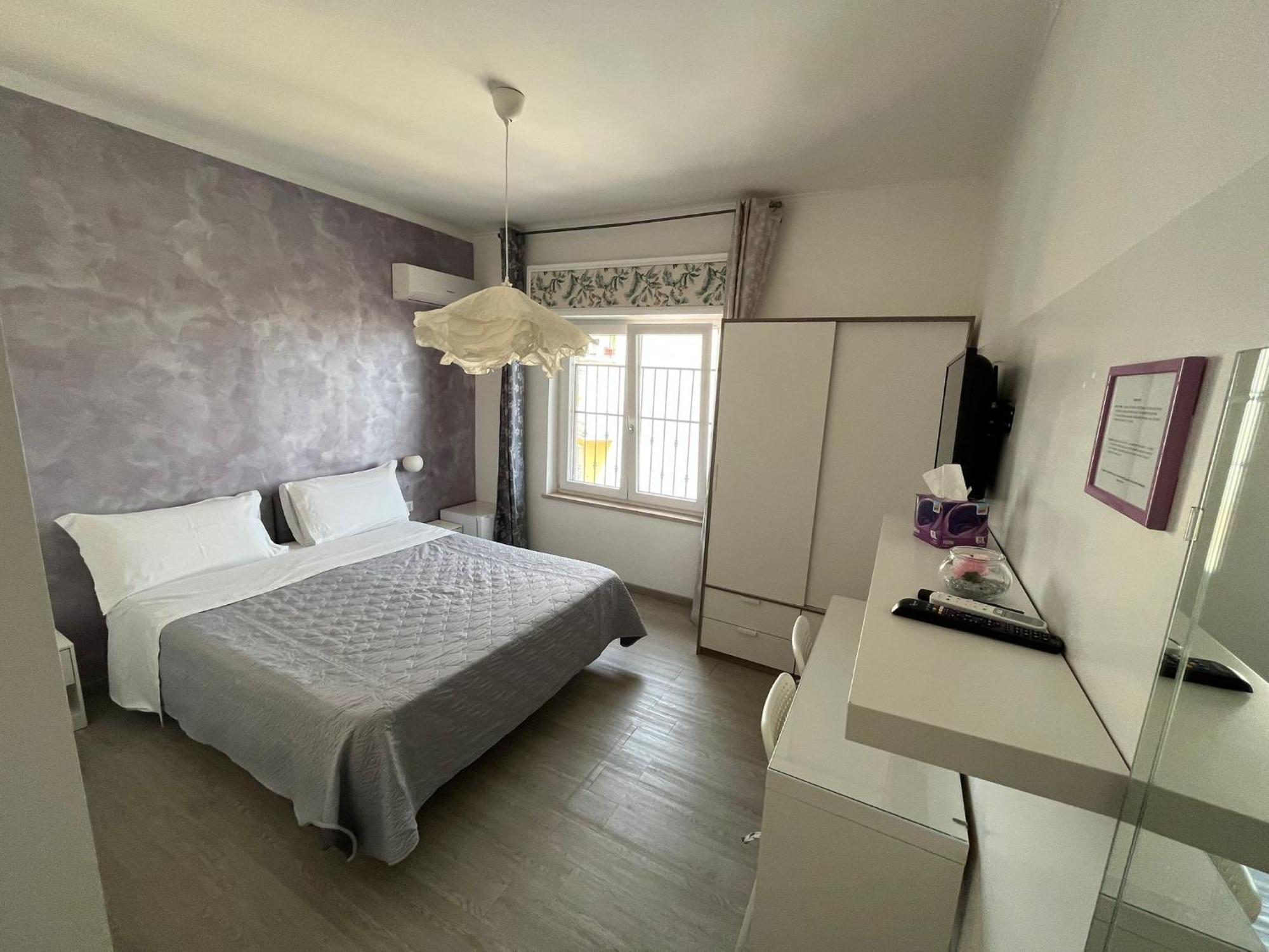 F.Rooms Napoli Zewnętrze zdjęcie